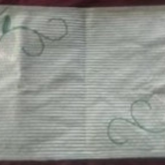 10% OFF Vintage Chenille Bath Mat c 1950s - Picture 3 of 4